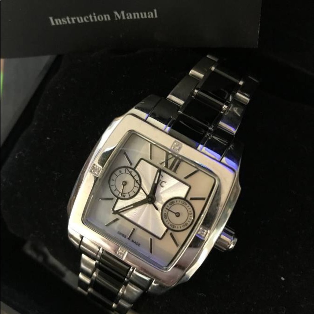 Guess watch - women’s